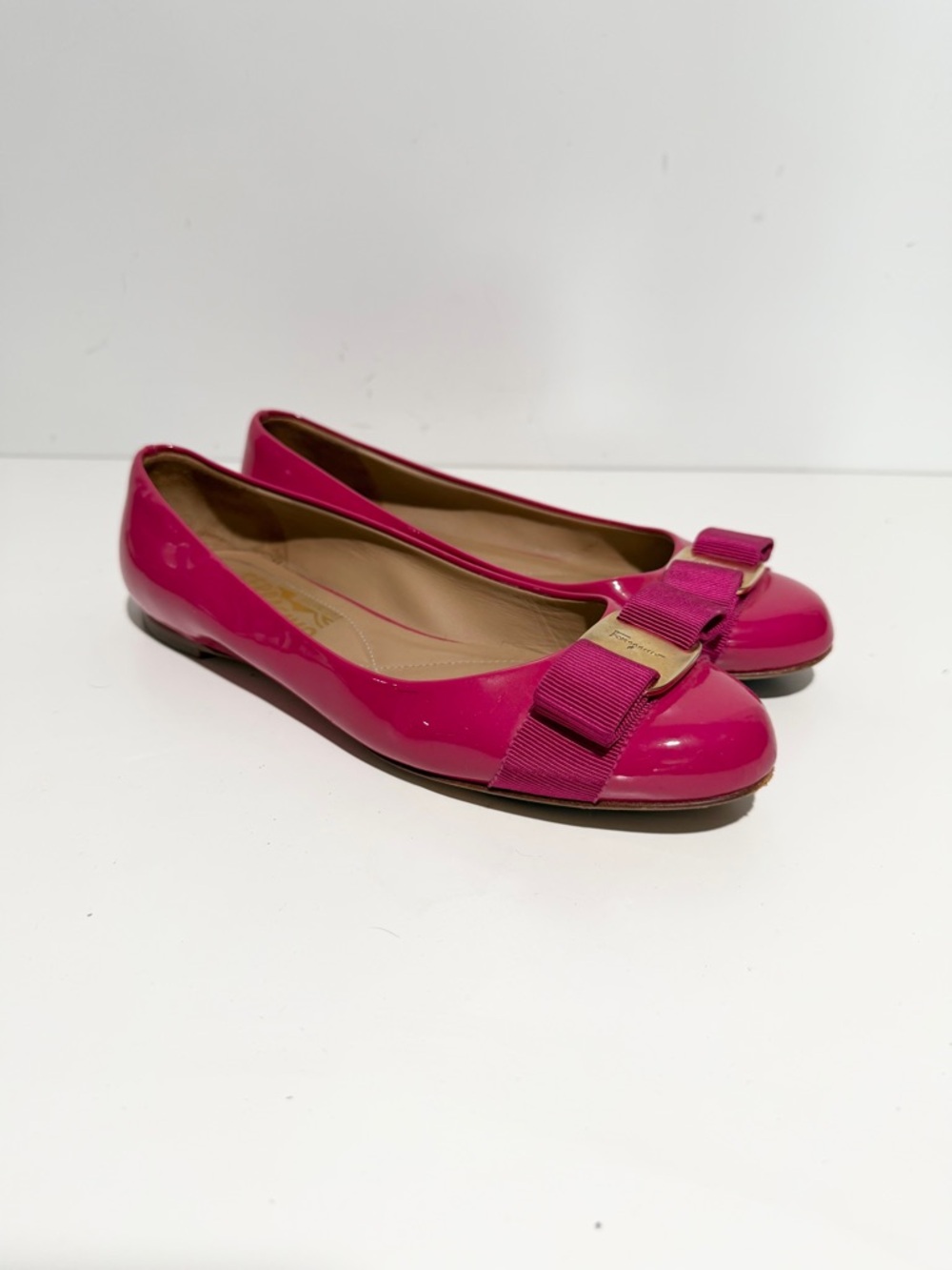 Salvatore Ferragamo Women’s Patent Leather Ballet Flats in Bright Pink